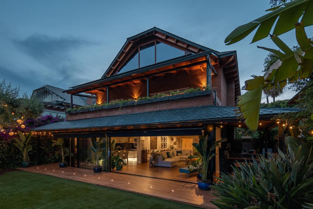 Barcelona'S Tropical Oasis Villa Sant Just Desvern Bagian luar foto