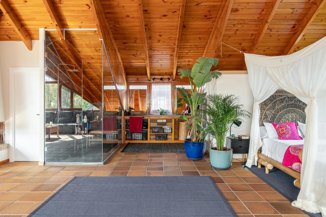 Barcelona'S Tropical Oasis Villa Sant Just Desvern Bagian luar foto