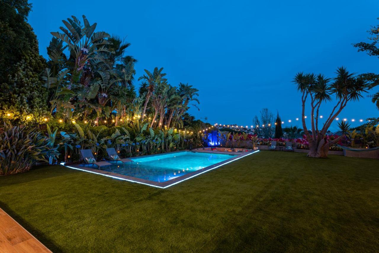 Barcelona'S Tropical Oasis Villa Sant Just Desvern Bagian luar foto